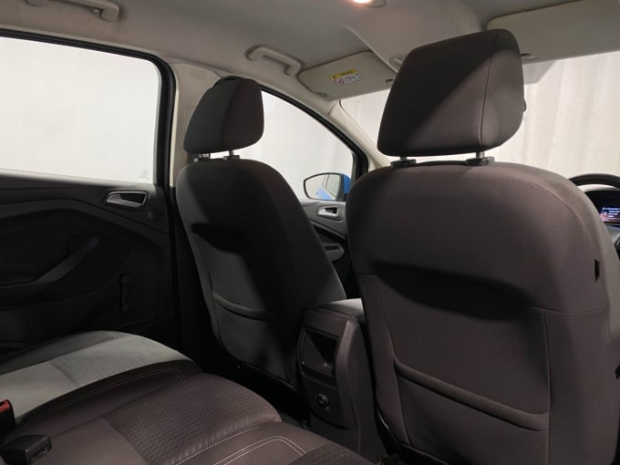 2025 Ford C-max