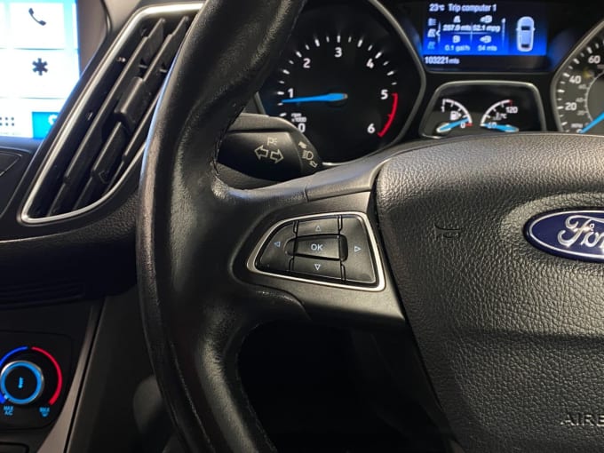 2025 Ford C-max