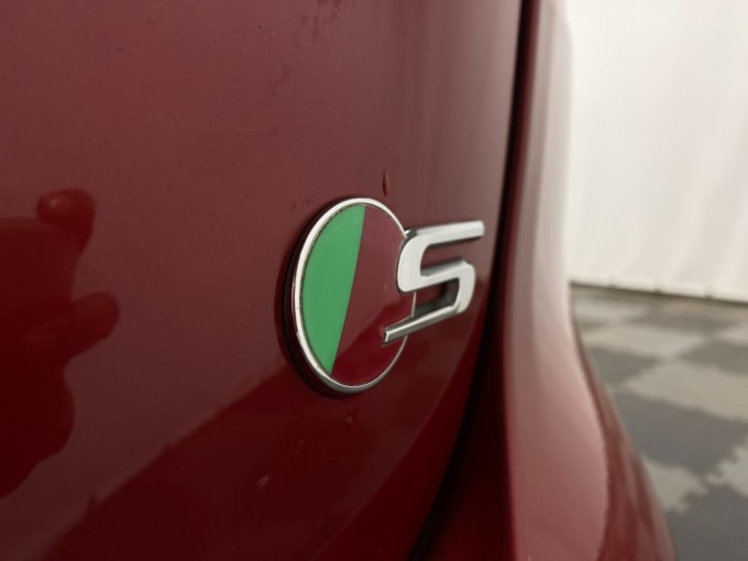 2025 Jaguar Xf