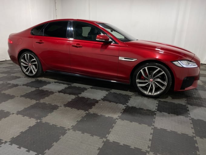 2025 Jaguar Xf