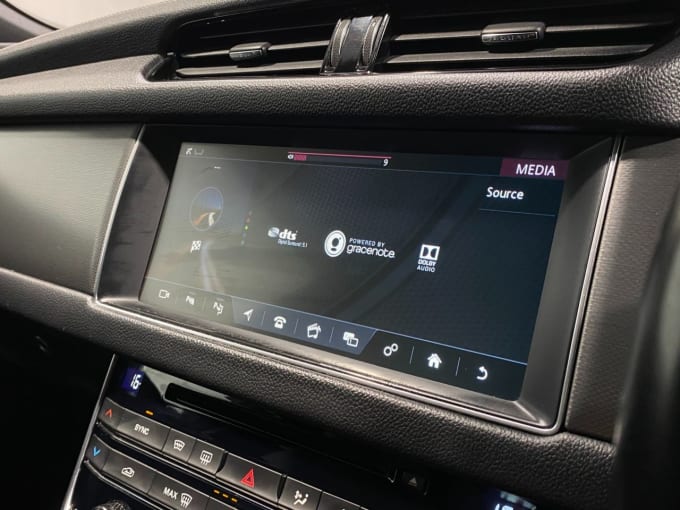 2025 Jaguar Xf