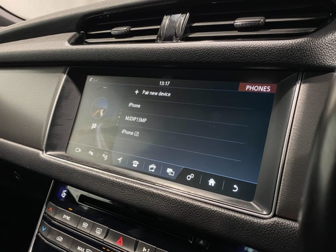 2025 Jaguar Xf