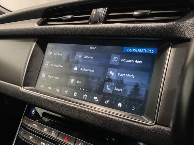 2025 Jaguar Xf
