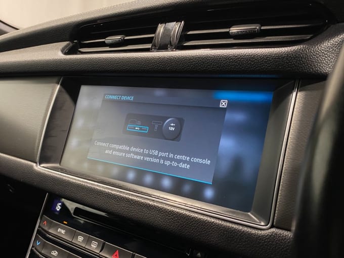 2025 Jaguar Xf