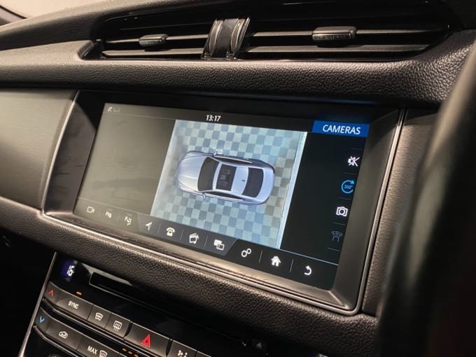 2025 Jaguar Xf