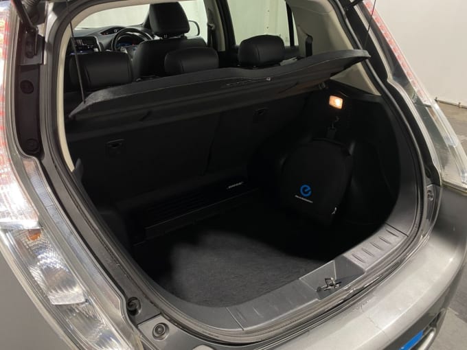 2025 Nissan Leaf
