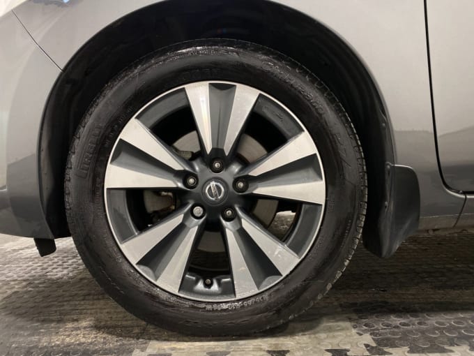 2025 Nissan Leaf