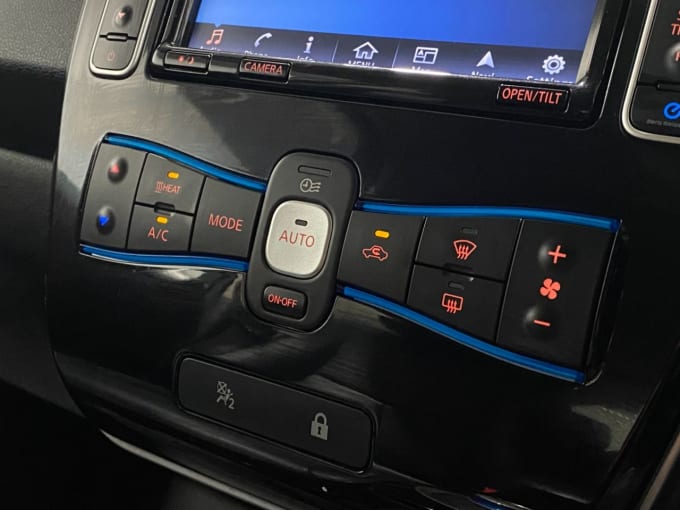 2025 Nissan Leaf