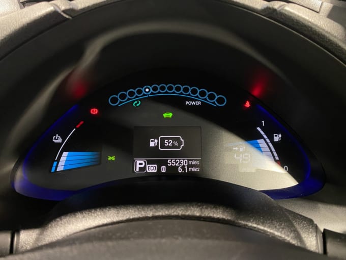 2025 Nissan Leaf