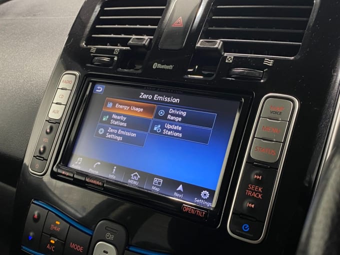 2025 Nissan Leaf
