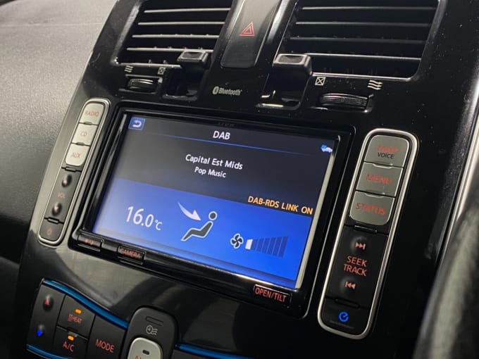 2025 Nissan Leaf