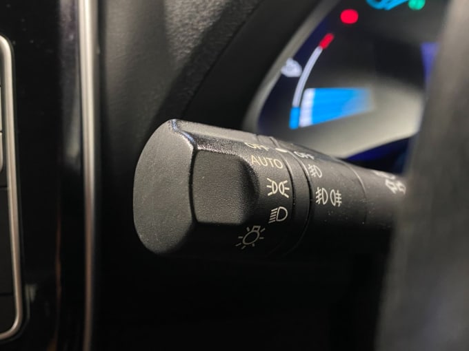2025 Nissan Leaf