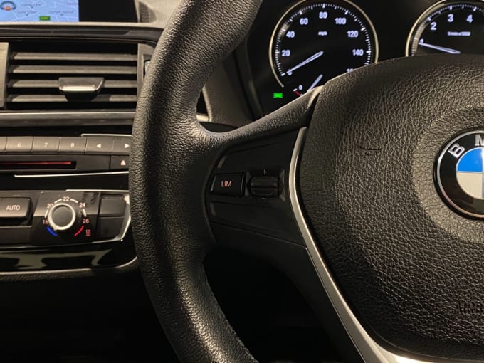 2025 BMW 1 Series