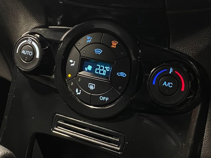 2017 Ford Fiesta