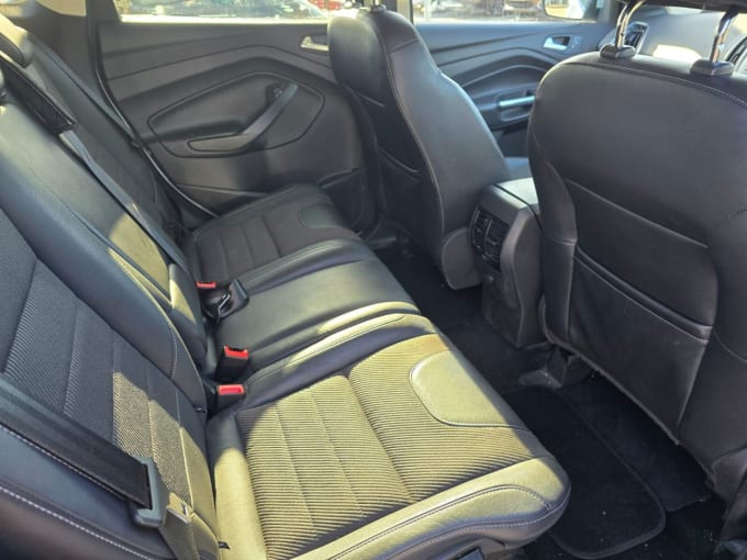 2025 Ford Kuga