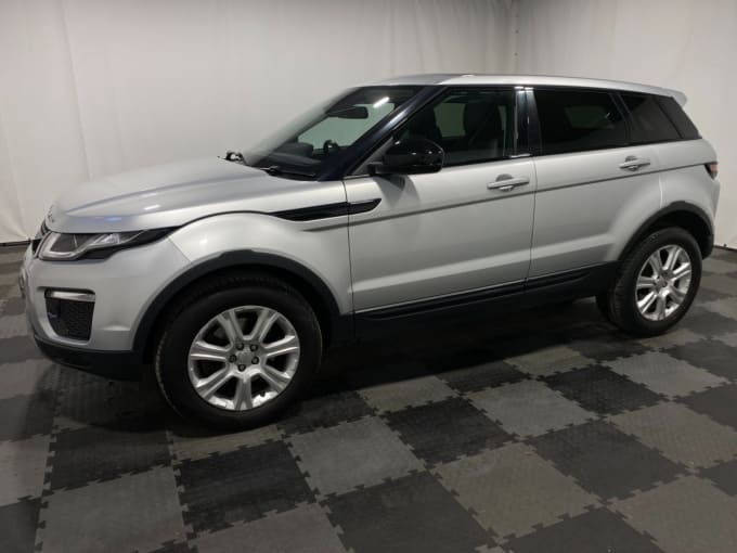 2025 Land Rover Range Rover Evoque