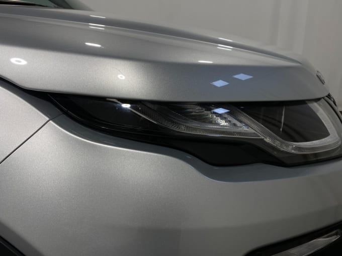 2025 Land Rover Range Rover Evoque
