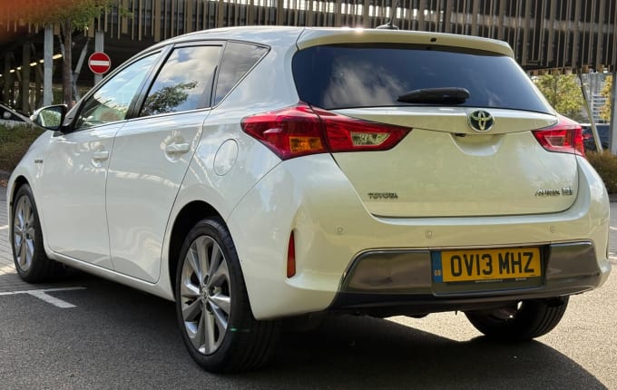 2013 Toyota Auris