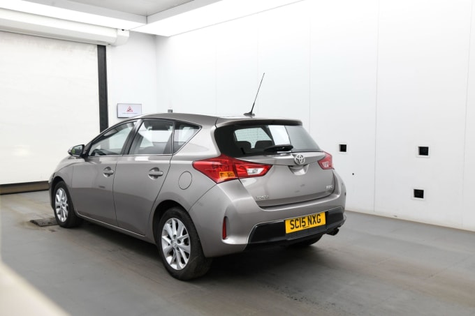 2025 Toyota Auris