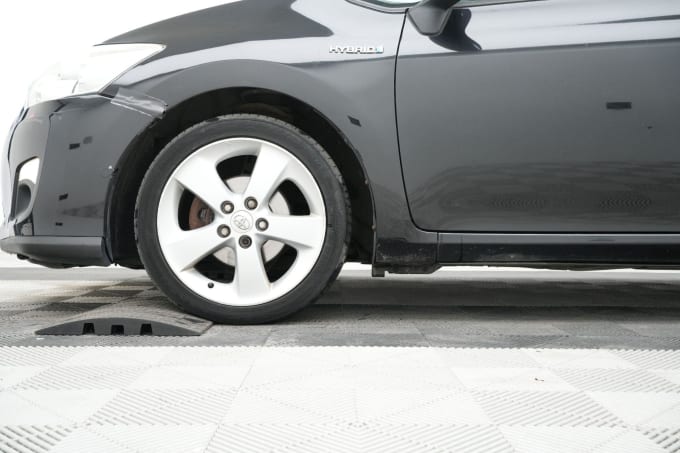 2025 Toyota Auris