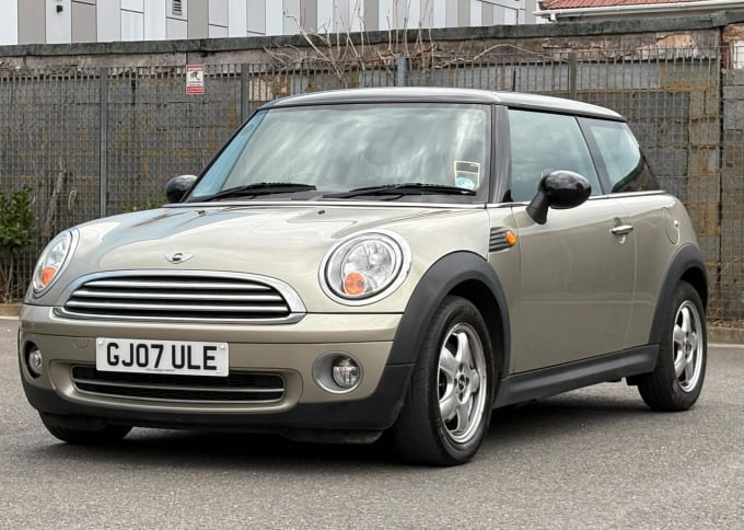 2025 Mini Hatch