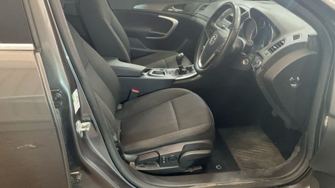 2025 Vauxhall Insignia