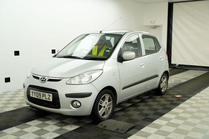 2025 Hyundai I10