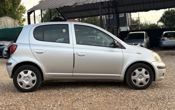 2004 Toyota Yaris