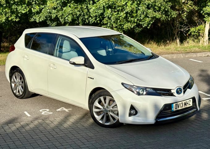 2013 Toyota Auris