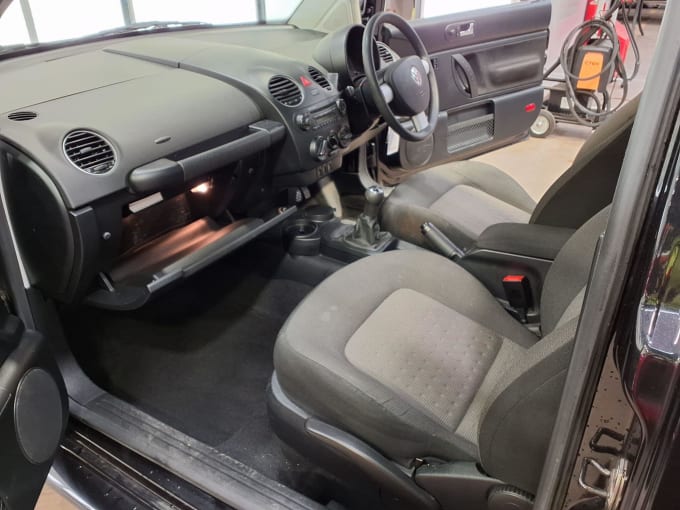 2025 Volkswagen Beetle