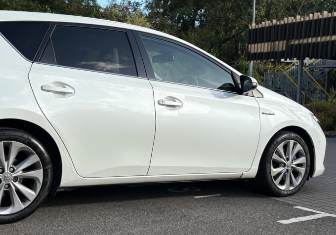 2013 Toyota Auris