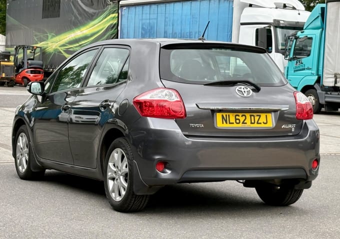 2025 Toyota Auris