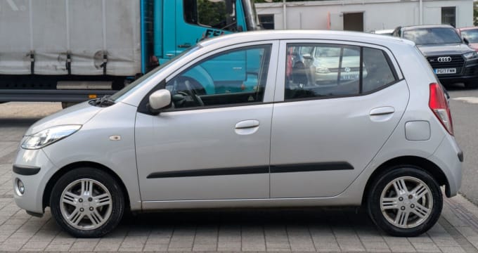 2025 Hyundai I10
