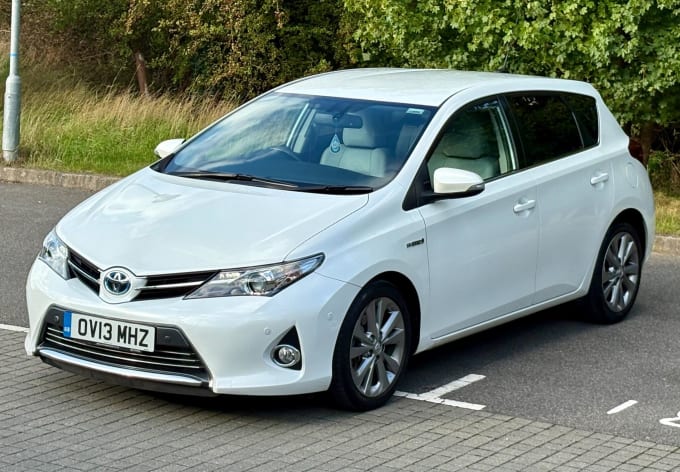 2013 Toyota Auris