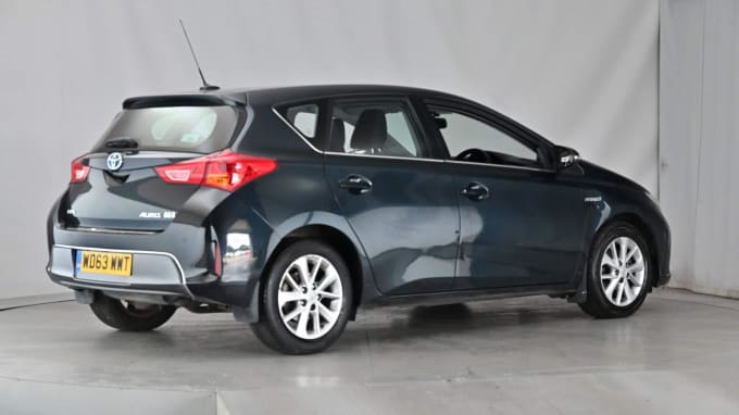 2024 Toyota Auris