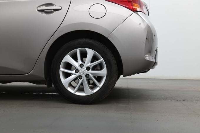 2025 Toyota Auris
