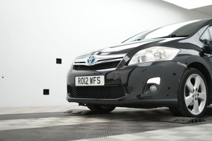 2025 Toyota Auris