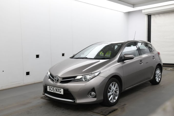 2025 Toyota Auris