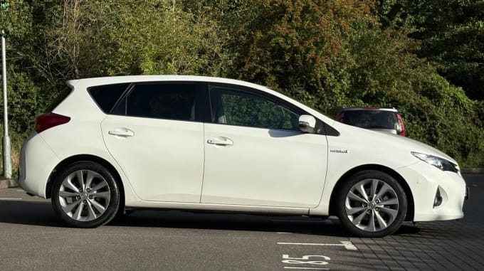 2013 Toyota Auris