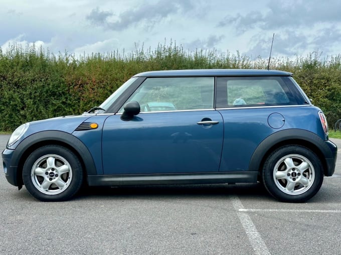 2024 Mini Hatch