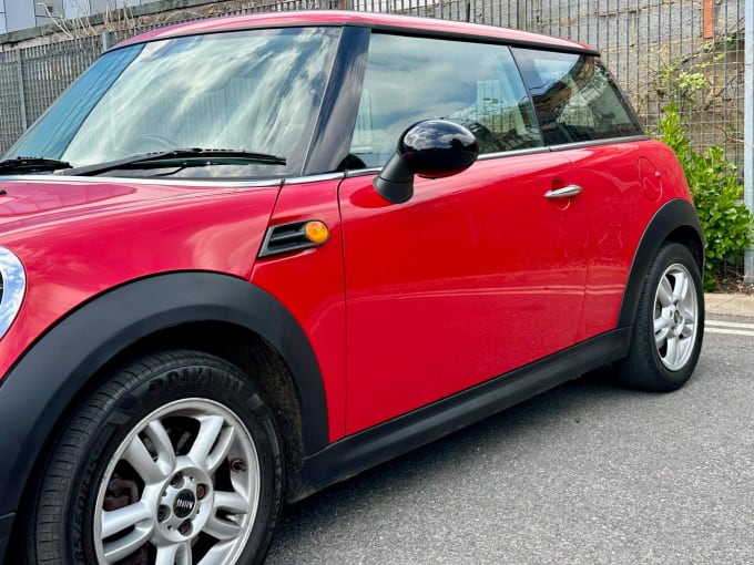 2025 Mini Hatch
