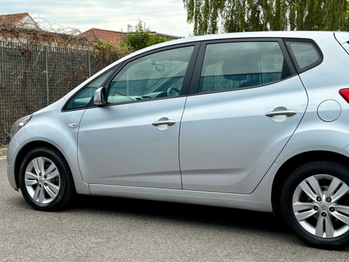 2025 Hyundai Ix20