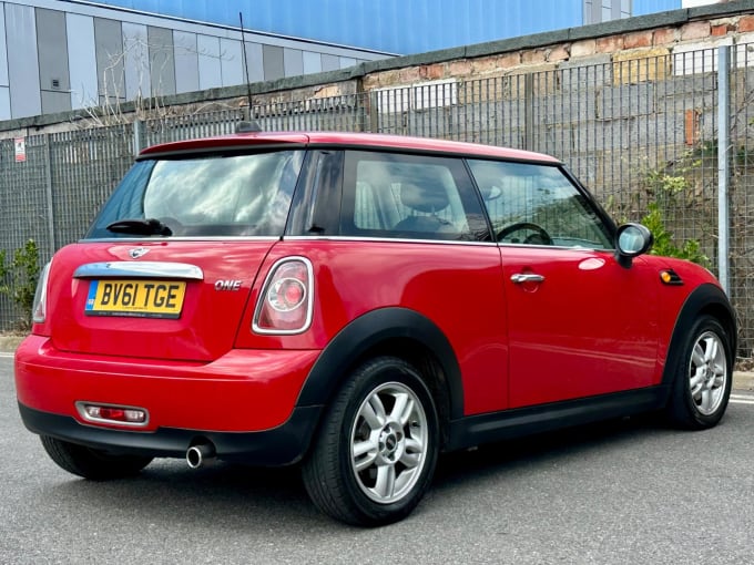 2025 Mini Hatch