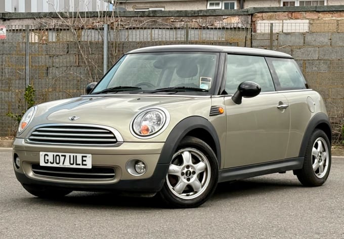 2025 Mini Hatch
