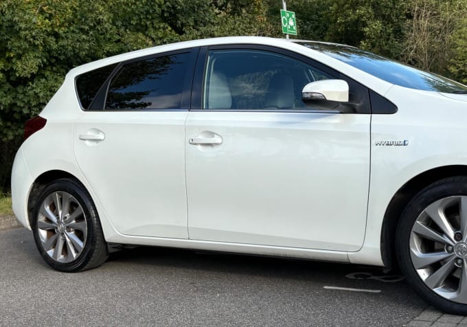 2013 Toyota Auris