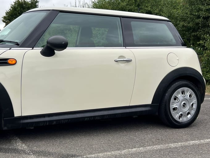 2024 Mini Hatch