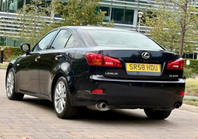 2025 Lexus Is