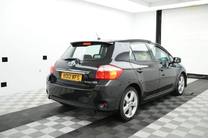 2025 Toyota Auris