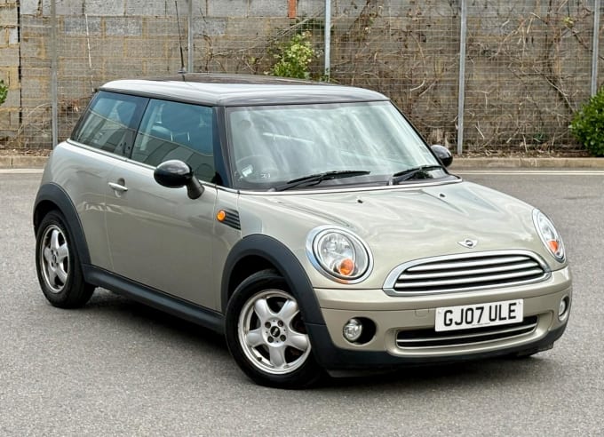 2025 Mini Hatch