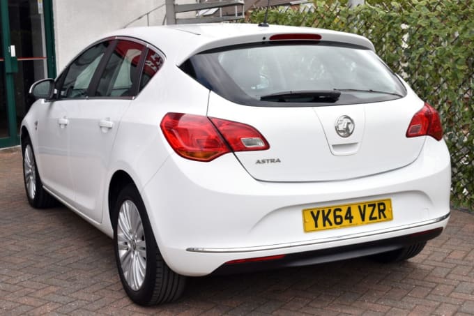 2025 Vauxhall Astra